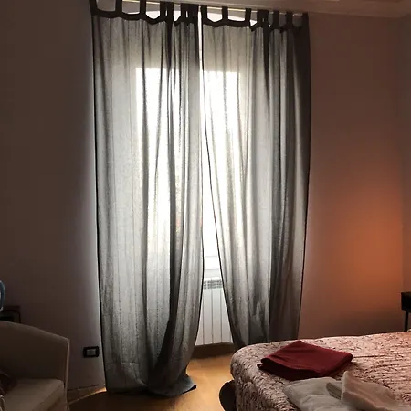 Brignole 招待所 *